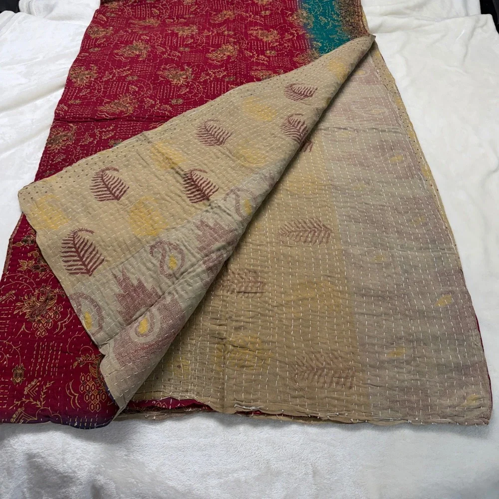VTG New Kantha Quilt Throw Blanket Red Teal Floral Paisley Hand‎ Stitched 92x52